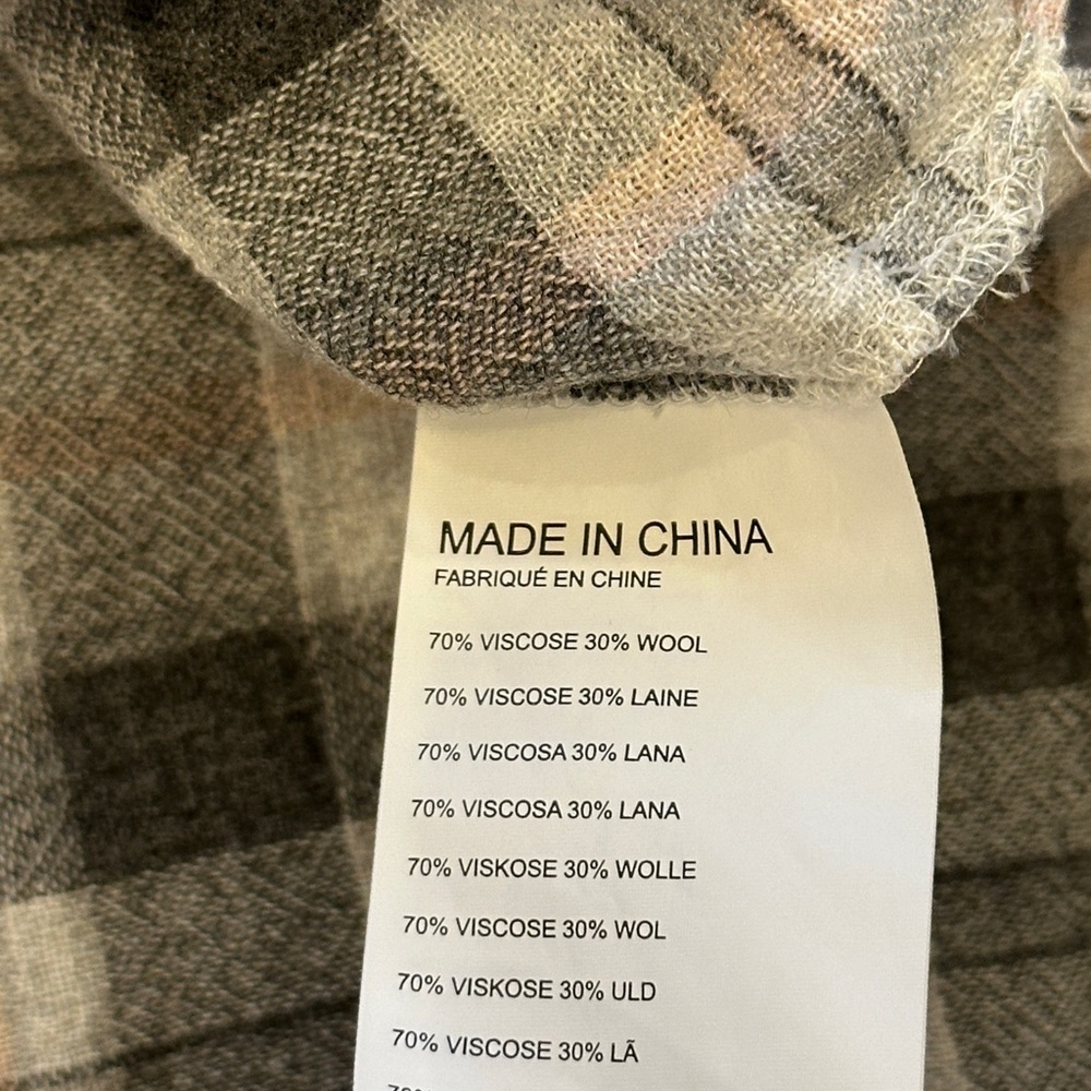 Club Monaco Off-Shoulder Plaid Top – Wool Blend – Size 0 - Picture 6 of 6
